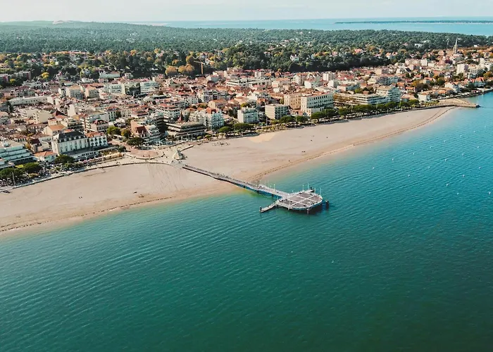 Pour 6 En Centre-ville D'arcachon Avec Terrasse, Parking Et Wifi - Fr-1-474-174